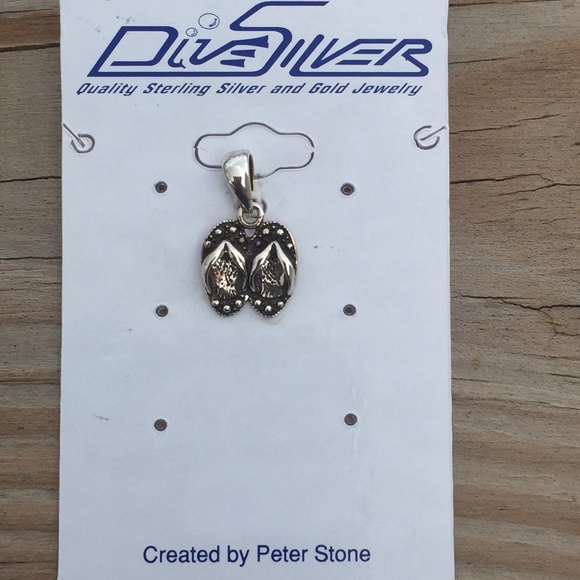 SOLD Flip Flops Pendant Sterling Silver Beach - Picture 3 of 7